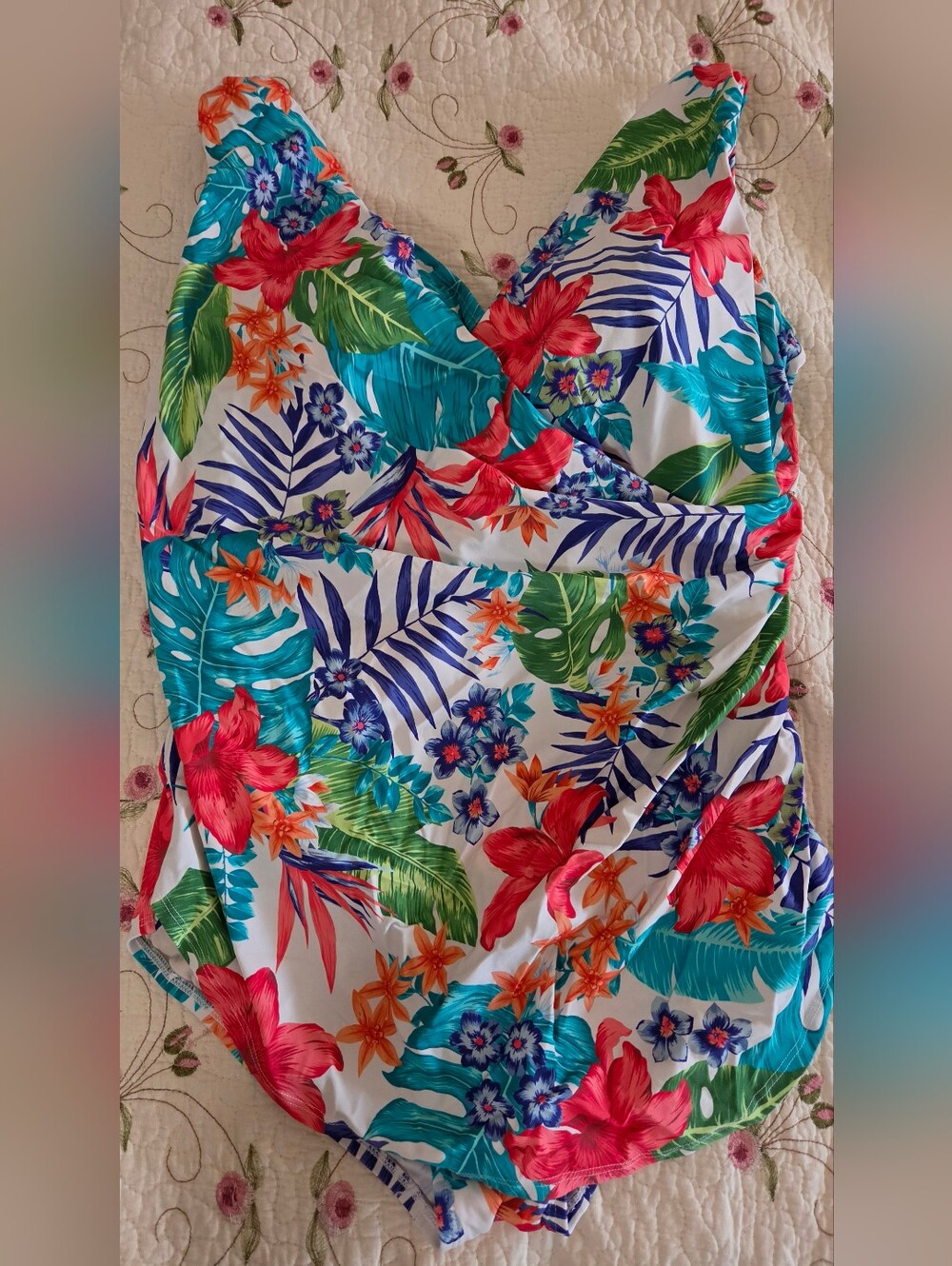 Swimsuits For All Tropical Floral One-Piece Swimsuit Size 20 like new sarong 309